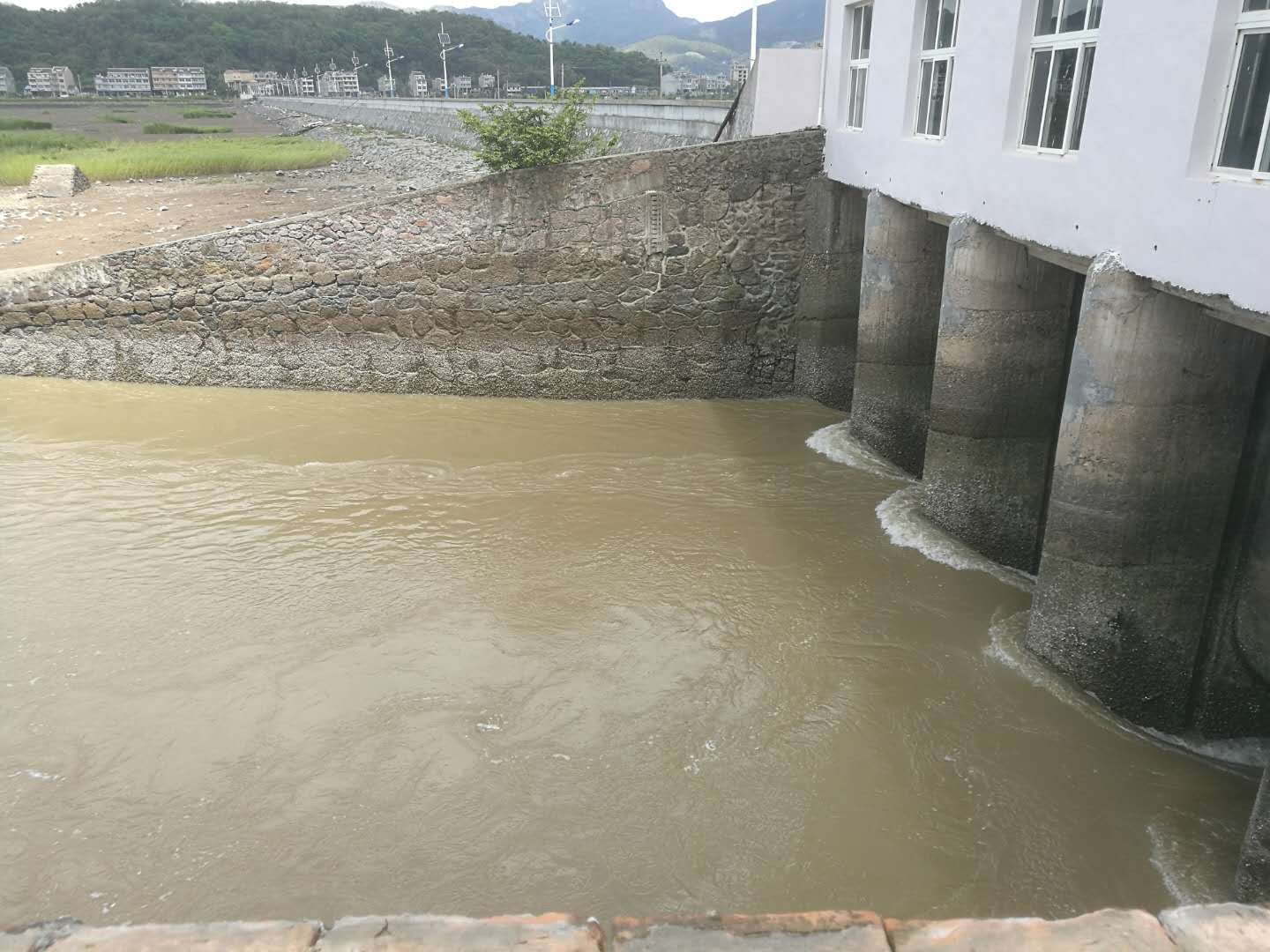 A scenic view of Taizhou Jiangxia Chaoxi Shiyan Dianzhan