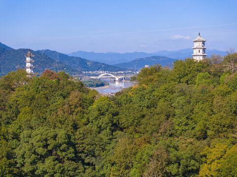 A scenic view of Taizhou Jinshantaqun