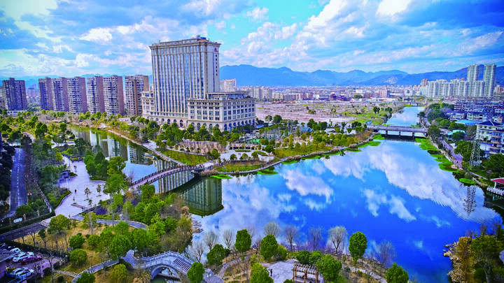 A scenic view of Taizhou Ruilong Ganying Ta