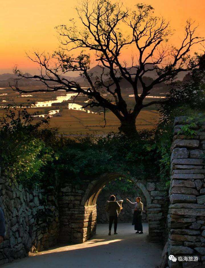 A scenic view of Taizhou Taozhu Cheng