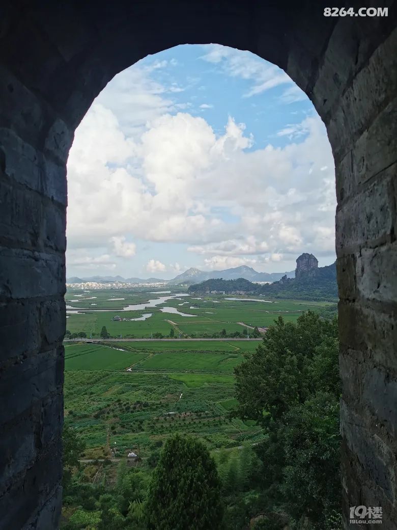 A scenic view of Taizhou Taozhu Cheng
