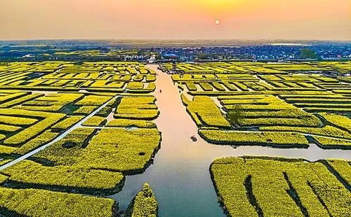 A scenic view of Taizhou Xinghua Duotian