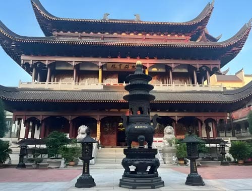 A scenic view of Tangshan Jingjue Temple