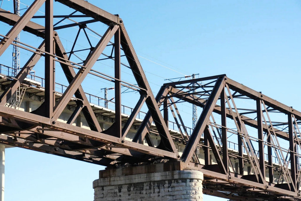A scenic view of Tangshan Luanhe Railway Bridge
