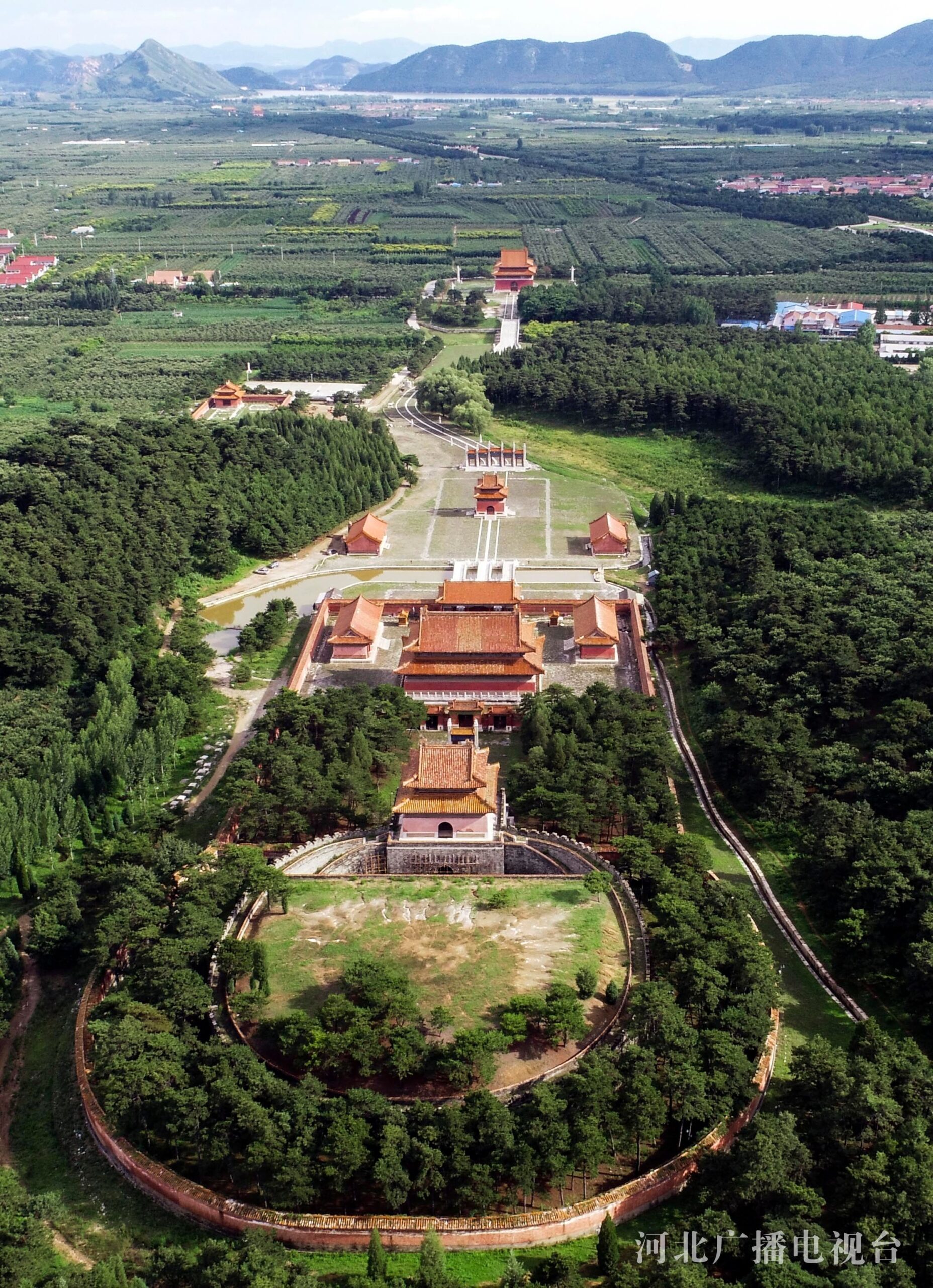 A scenic view of Tangshan Qing Eastern Tombs