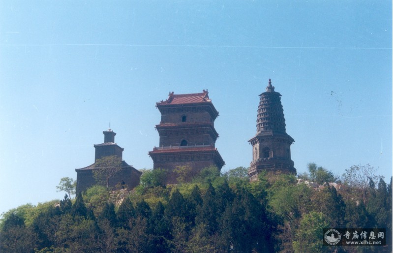 A scenic view of Tangshan Shoufeng Temple