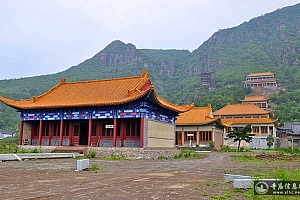 A scenic view of Tangshan Shoufeng Temple