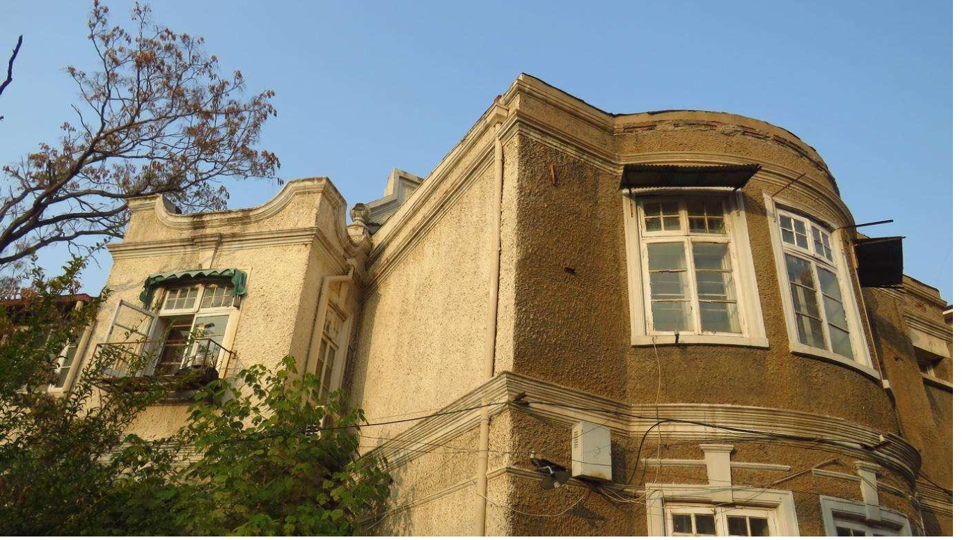 A scenic view of Tianjin Heping Wudadao Jindai Jianzhuqun
