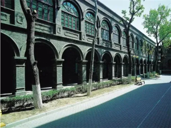 A scenic view of Tianjin Nankai Xuexiao Jiuzhi
