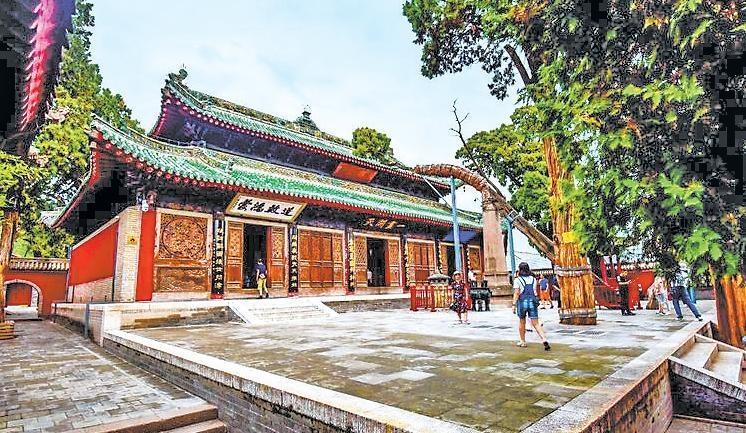A scenic view of Tianshui Fuximiao