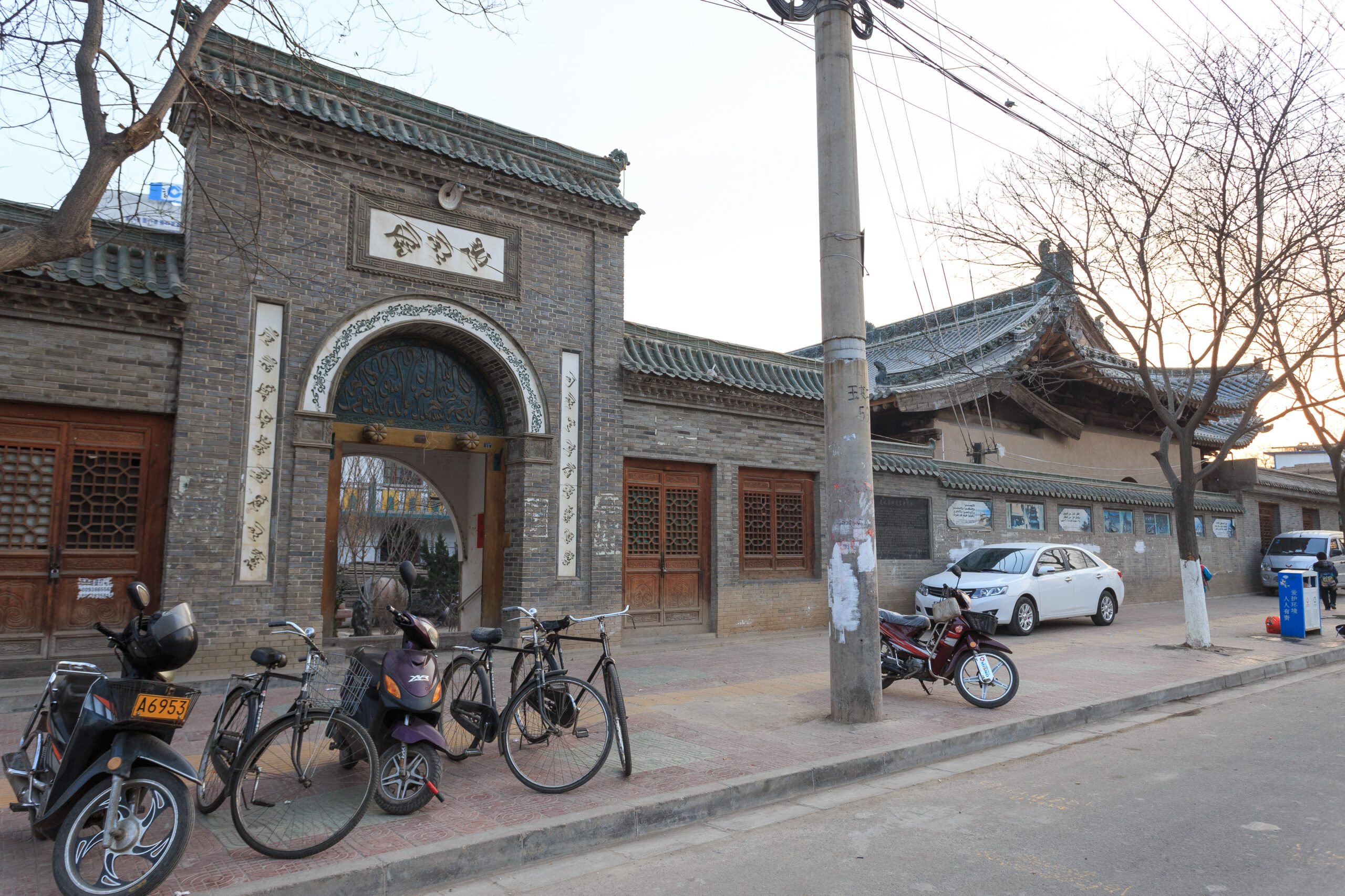 A scenic view of Tianshui Houjie Qingzhensi