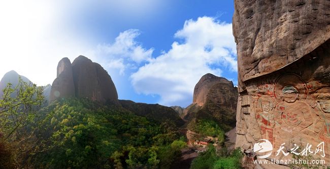 A scenic view of Tianshui Shuiliandong Daxiangshan Shiku