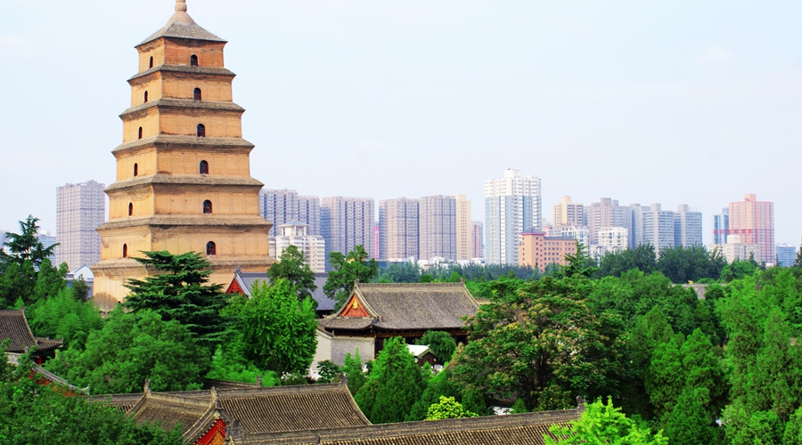 A scenic view of Tongchuan Yanchang Temple Pagoda