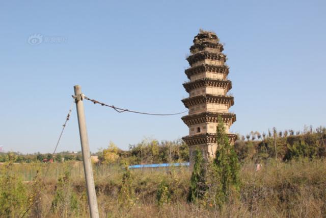 A scenic view of Tongchuan Yanchang Temple Pagoda