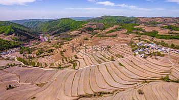 A scenic view of Tongchuan Yijun Grottoes Group