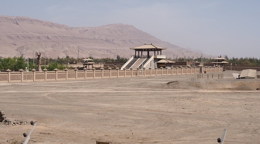 A scenic view of Turpan Asitana Gumuqun