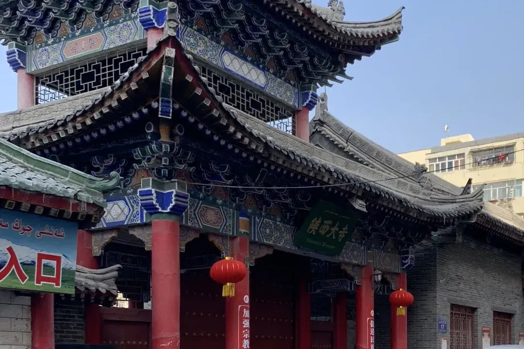 A scenic view of Urumqi Wenmiao
