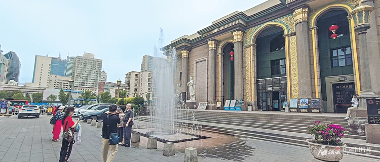 A scenic view of Urumqi Xinjiang Renmin Juchang