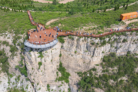A scenic view of Weifang Shihu Yuan