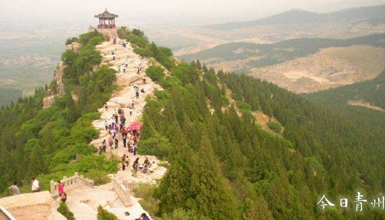 A scenic view of Weifang Tuoshan Shiku