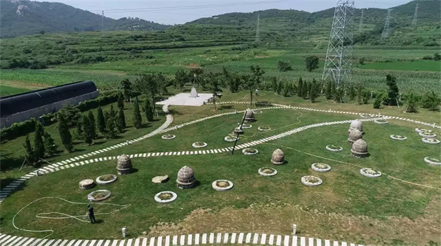 A scenic view of Weihai Liucun Shimuqun