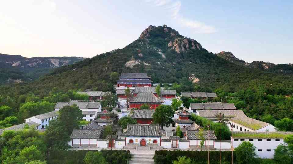 A scenic view of Weihai Shengjingshan Moya