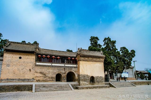 A scenic view of Weinan Cangjie Tomb And Temple