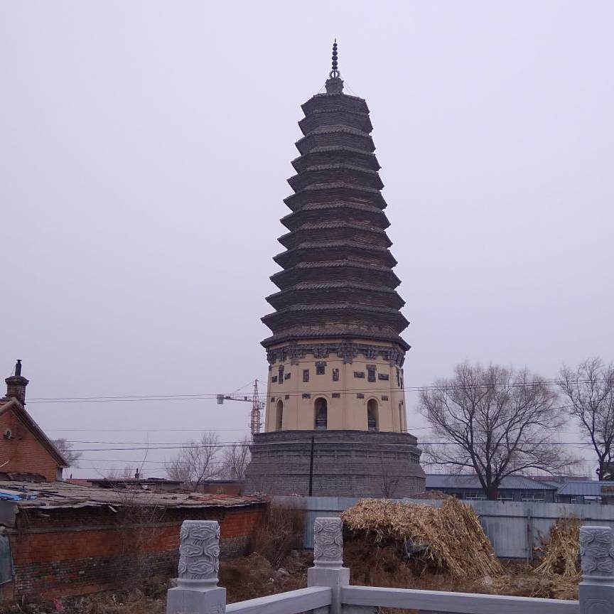 A scenic view of Weinan Chongshou Temple Pagoda Pucheng