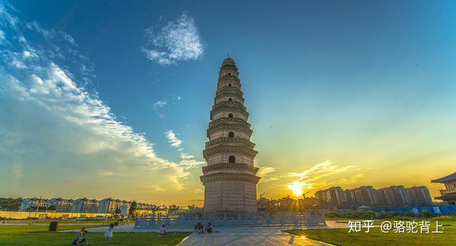 A scenic view of Weinan Daxiang Temple Pagoda