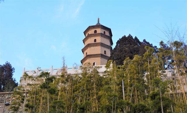 A scenic view of Weinan Hancheng Jiulang Temple