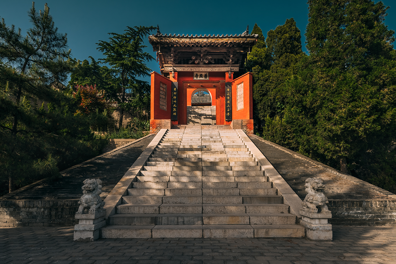 A scenic view of Weinan Hancheng Puzhao Temple