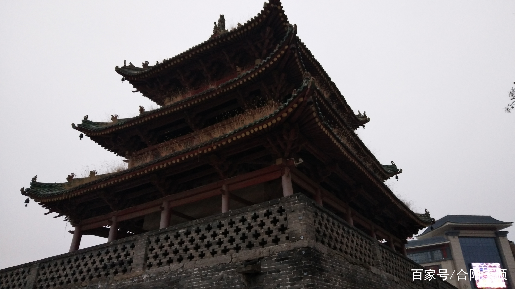 A scenic view of Weinan Heyang Confucian Temple