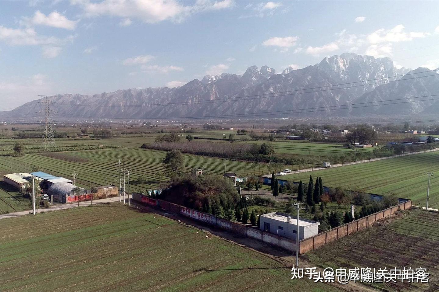A scenic view of Weinan Hongnong Yang Family Tombs