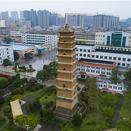 A scenic view of Weinan Huiche Temple South Pagoda