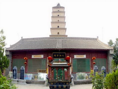 A scenic view of Weinan Huizhao Temple Pagoda