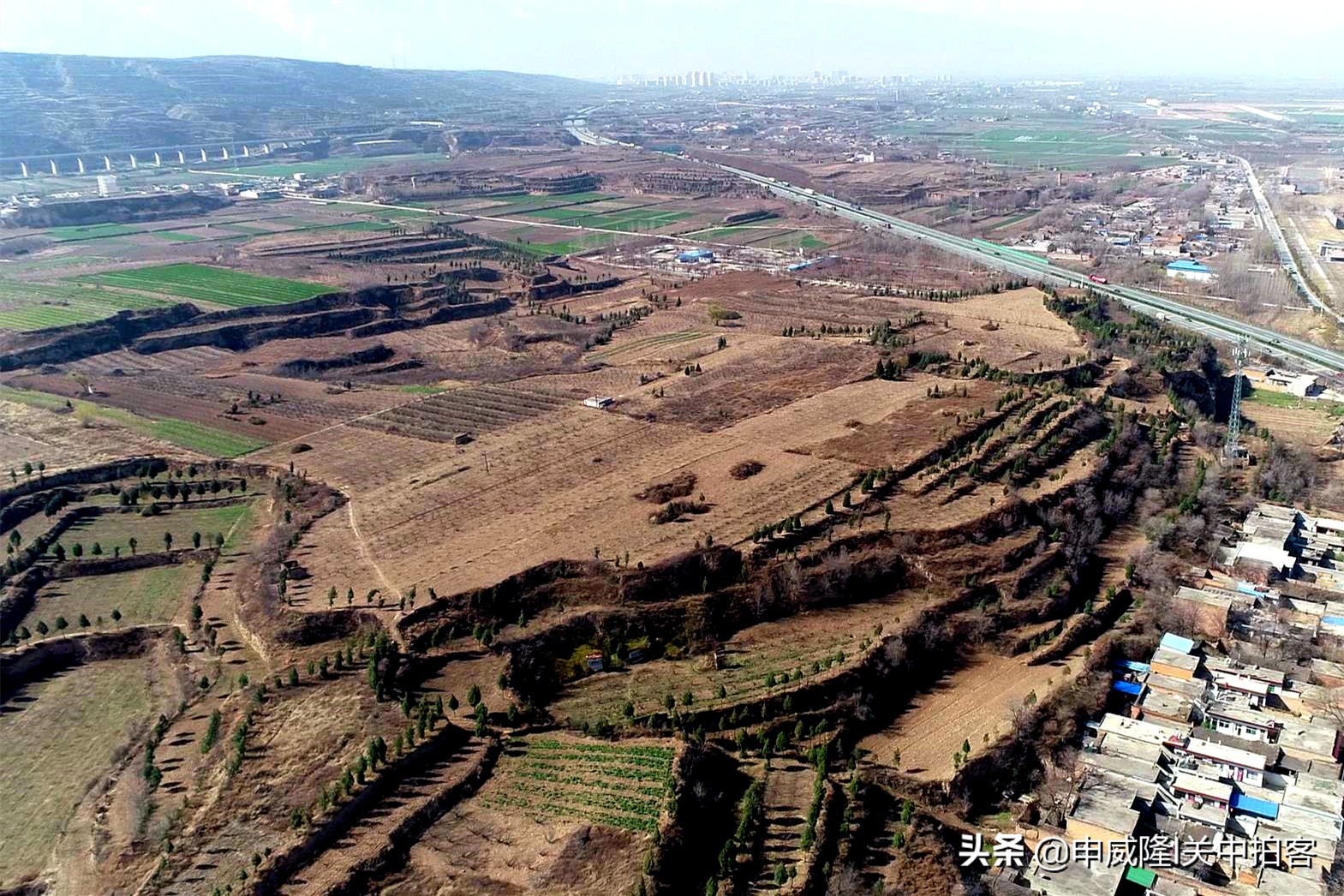 A scenic view of Weinan Jingshi Granary Site