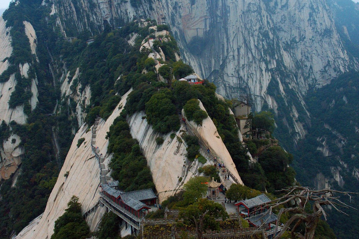 A scenic view of Weinan Jingshi Granary Site