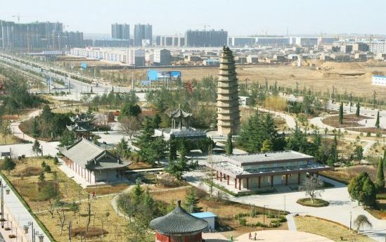 A scenic view of Weinan Luoshan Temple Pagoda