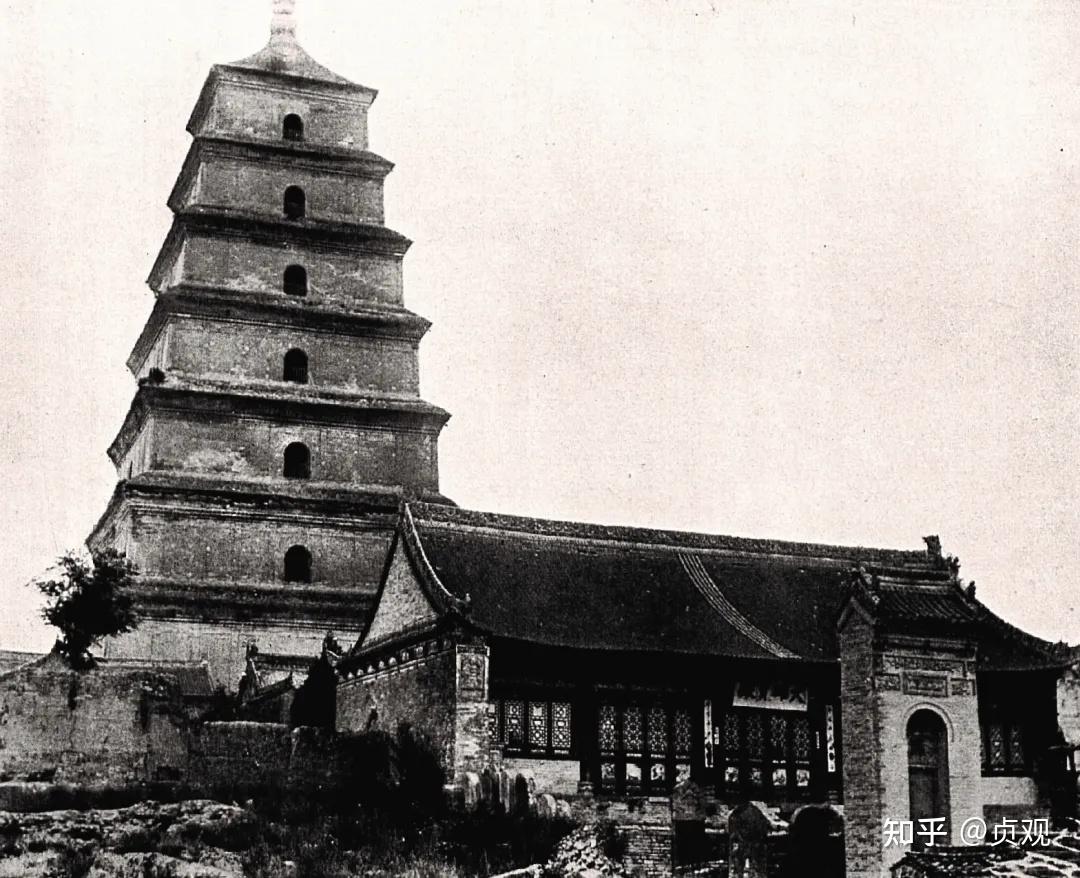 A scenic view of Weinan Qingan Temple Pagoda