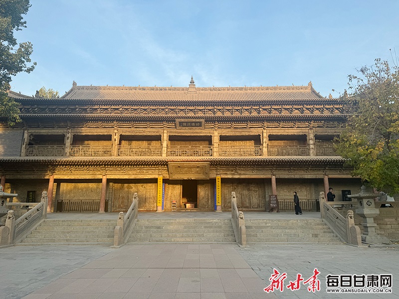 A scenic view of Weinan Qingshan Temple Main Hall