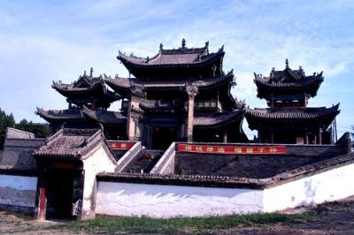 A scenic view of Weinan Qingshi Hall