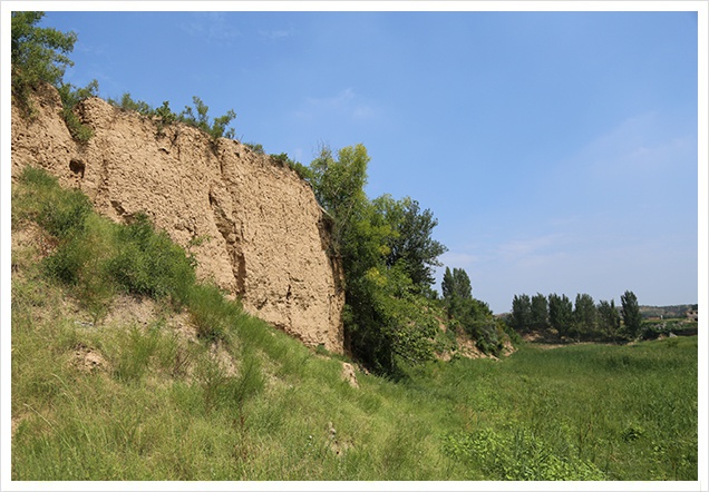 A scenic view of Weinan Wei Great Wall Site