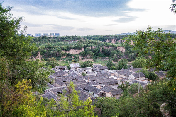 A scenic view of Weinan Xiahexi Site