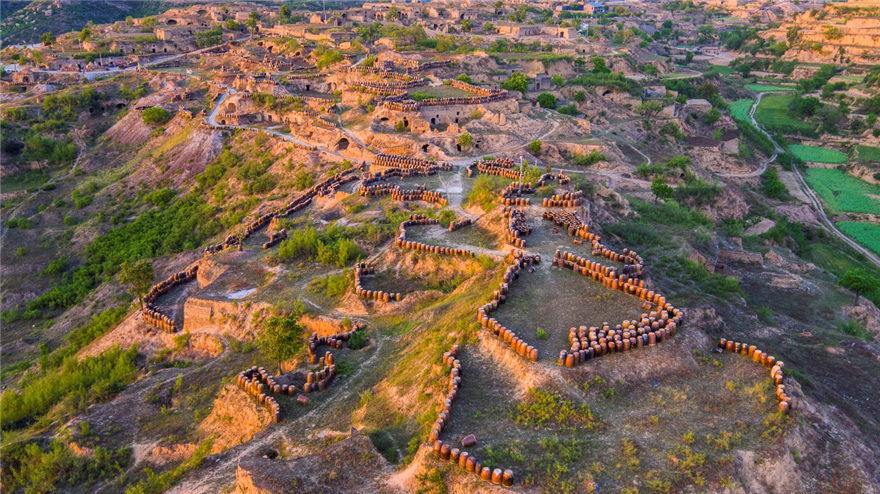 A scenic view of Weinan Yaotou Kiln Site