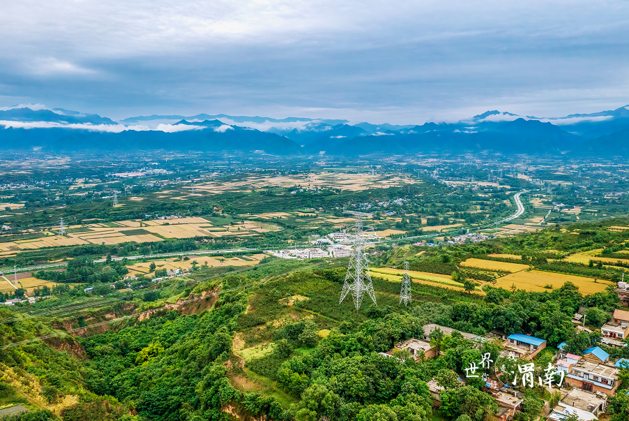 A scenic view of Weinan Yongyuanling Mausoleum
