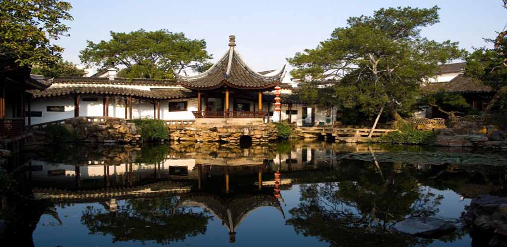 A scenic view of Weinan Yuhuang Houtu Temple