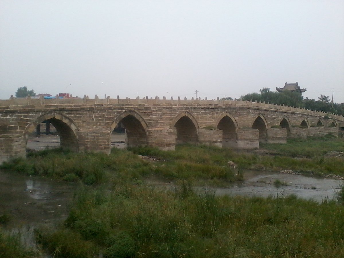 A scenic view of Weinan Yuxiu Bridge