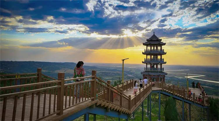 A scenic view of Weinan Zhengyi Caocang Granary Site