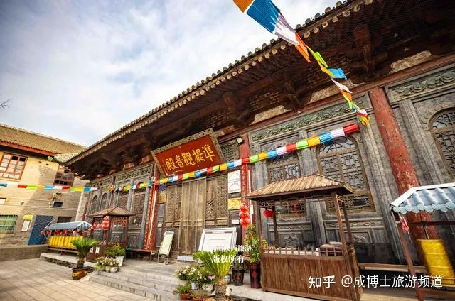 A scenic view of Weinan Ziyun Guan Sanqing Hall