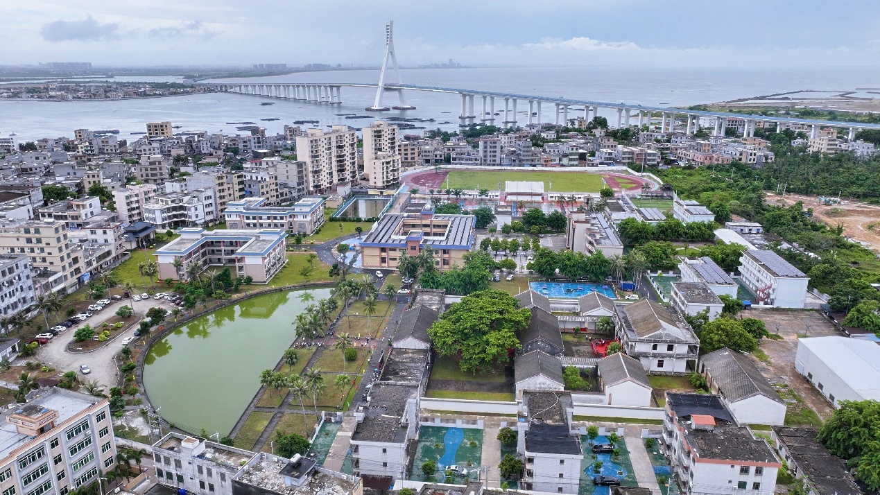 A scenic view of Wenchang Xibei Shuyuan